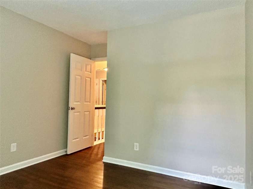 7401 Kinsmore Lane, Charlotte, NC 28269.  MLS# CAR4250625, YatesRealty ID 19848. 