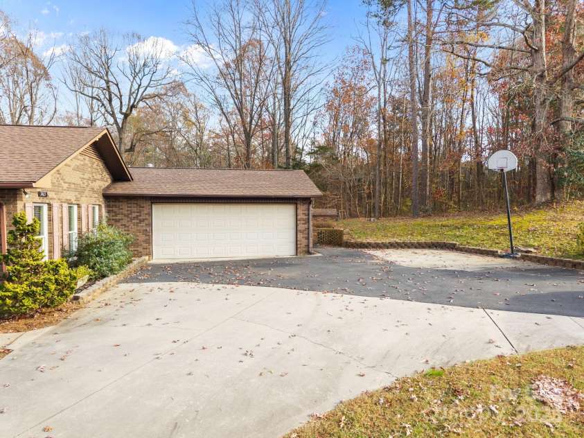 7465 Jones Road, Salisbury, NC 28147.  MLS# CAR4325348, YatesRealty ID 1985. 