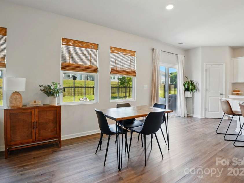 3471 Melwood Estates Drive, Denver, NC 28037.  MLS# CAR4264443, YatesRealty ID 19850. Breakfast Area