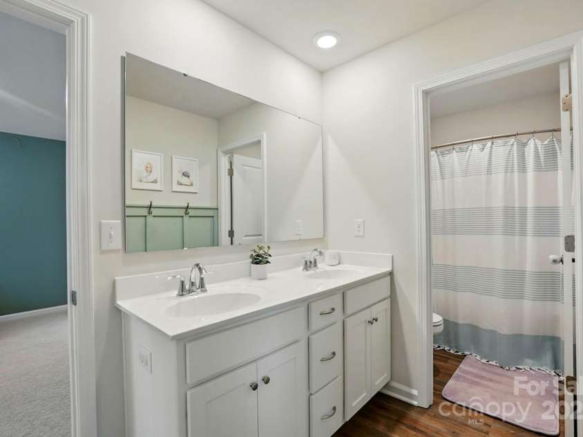 3471 Melwood Estates Drive, Denver, NC 28037.  MLS# CAR4264443, YatesRealty ID 19850. Full Bath off Bonus/Bedroom #5 & Bedroom #2