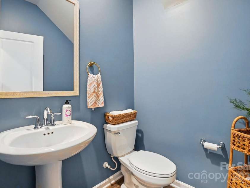 3471 Melwood Estates Drive, Denver, NC 28037.  MLS# CAR4264443, YatesRealty ID 19850. Half Bathroom-Main level
