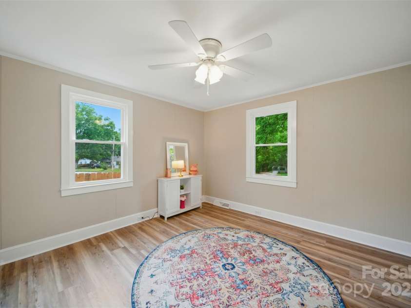 407 Cummings Street, Rock Hill, SC 29730.  MLS# CAR4269906, YatesRealty ID 19851. 