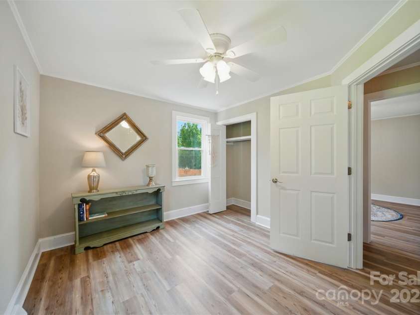 407 Cummings Street, Rock Hill, SC 29730.  MLS# CAR4269906, YatesRealty ID 19851. 