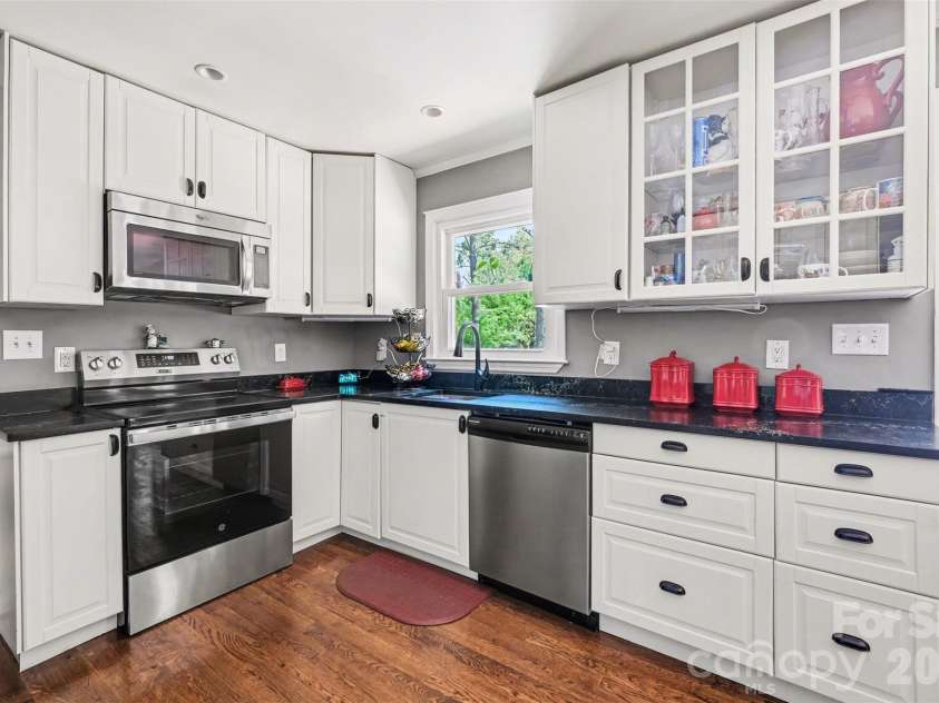 3950 Rocky River Place, Harrisburg, NC 28075.  MLS# CAR4376828, YatesRealty ID 19852. 