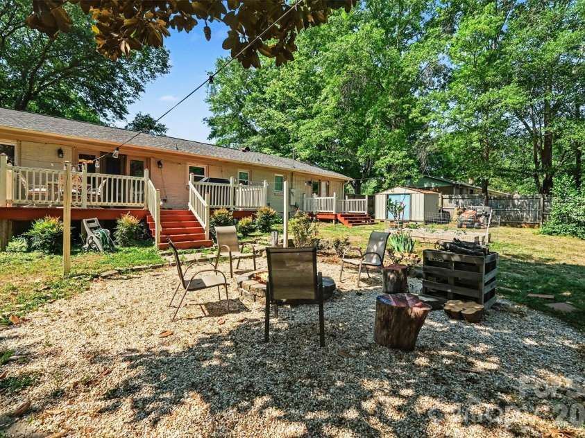 3950 Rocky River Place, Harrisburg, NC 28075.  MLS# CAR4376828, YatesRealty ID 19852. 