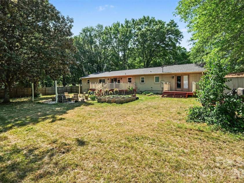 3950 Rocky River Place, Harrisburg, NC 28075.  MLS# CAR4376828, YatesRealty ID 19852. 