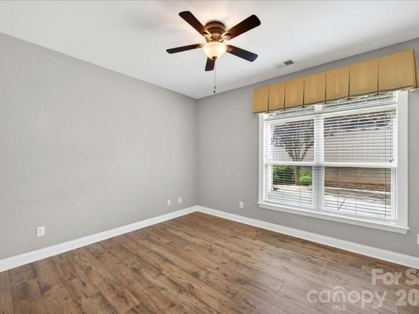 1301 Haywood Park Drive, Waxhaw, NC 28173.  MLS# CAR4298570, YatesRealty ID 19853. 