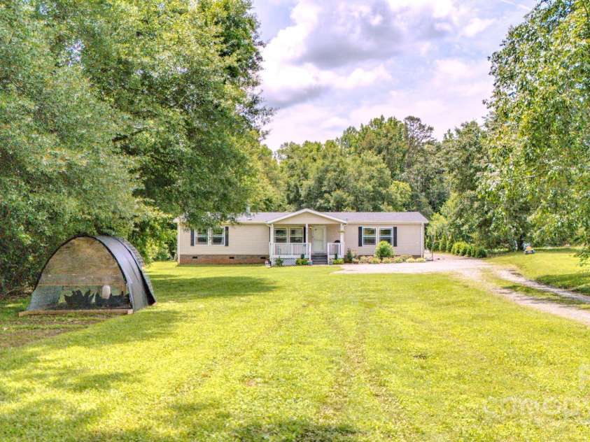 210 US 221A Highway, Forest City, NC 28043.  MLS# CAR4264127, YatesRealty ID 19853. 