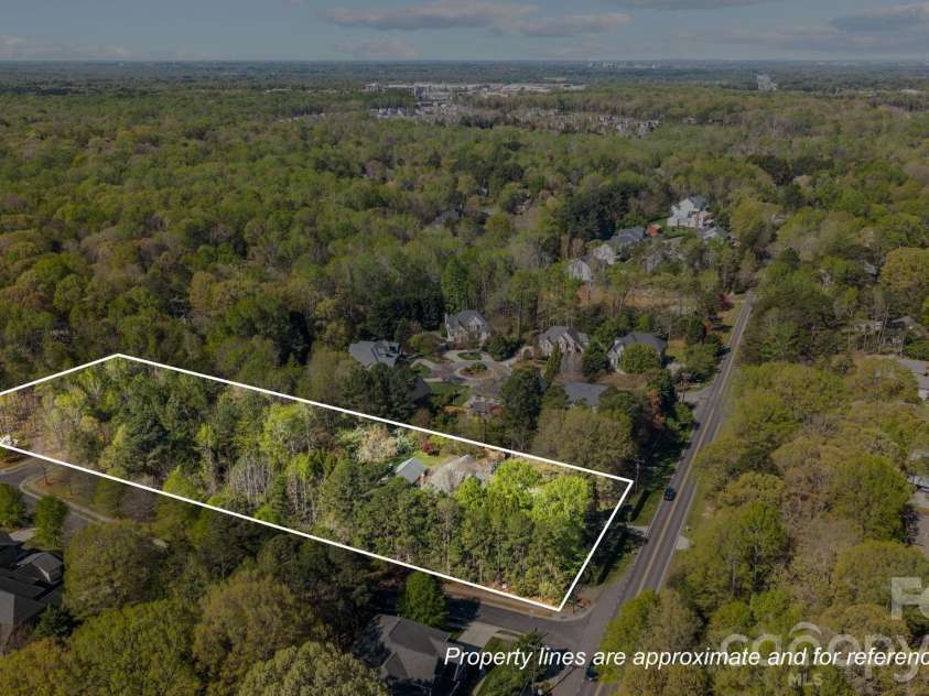 3325 Tilley Morris Road, Matthews, NC 28105.  MLS# CAR4372794, YatesRealty ID 19855. 