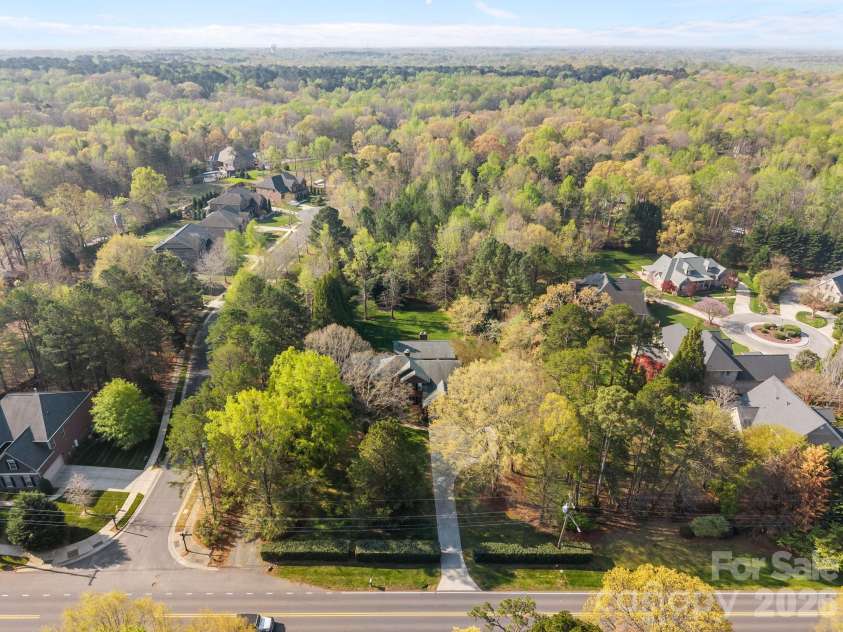 3325 Tilley Morris Road, Matthews, NC 28105.  MLS# CAR4372794, YatesRealty ID 19855. 