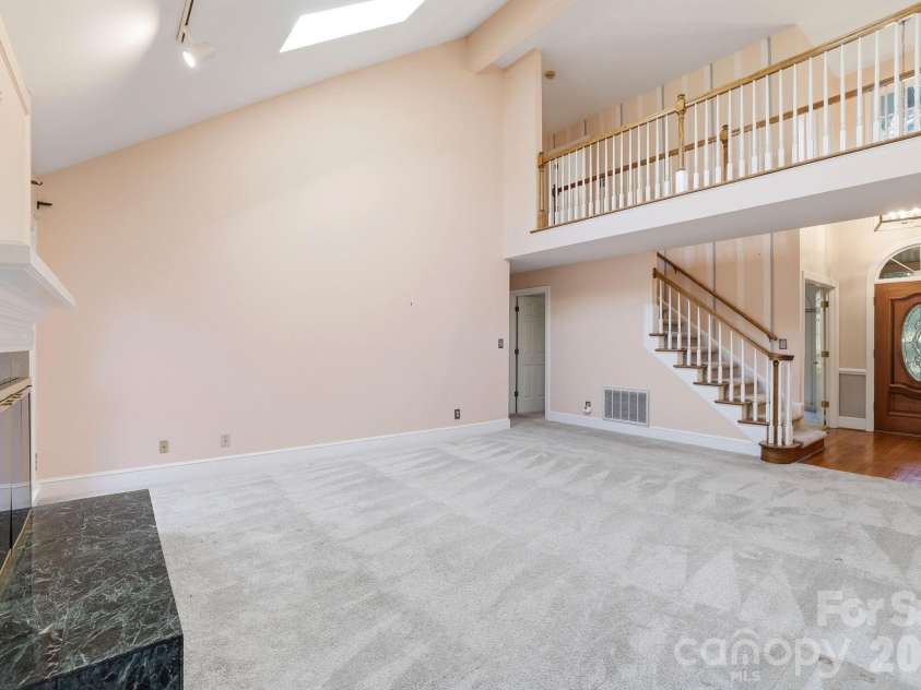 3325 Tilley Morris Road, Matthews, NC 28105.  MLS# CAR4372794, YatesRealty ID 19855. 