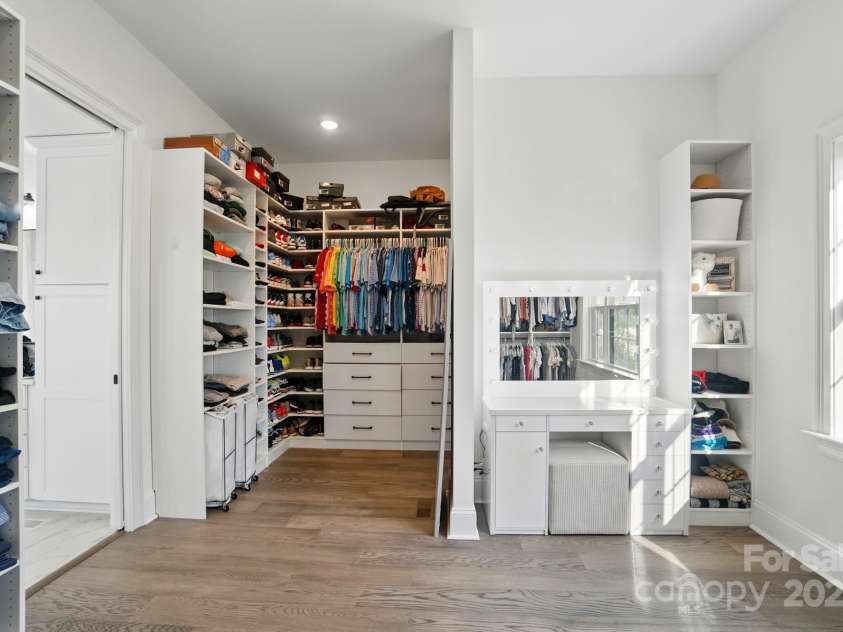 1005 Grand Oak Drive, Waxhaw, NC 28173.  MLS# CAR4253613, YatesRealty ID 19856. 