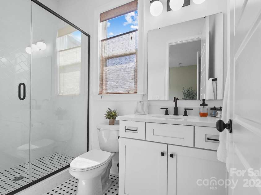 1005 Grand Oak Drive, Waxhaw, NC 28173.  MLS# CAR4253613, YatesRealty ID 19856. 