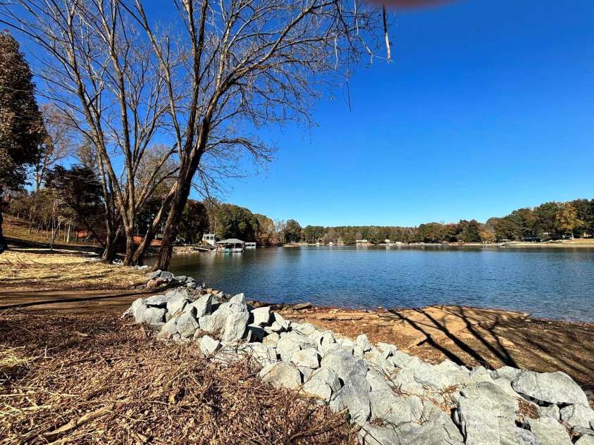 4399 Reed Creek Drive, Sherrills Ford, NC 28673.  MLS# CAR4225911, YatesRealty ID 19857. 