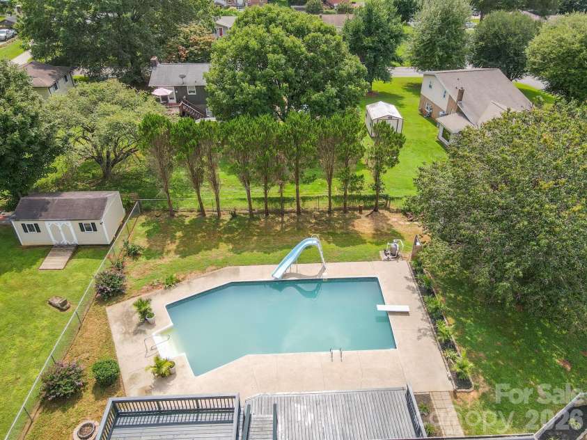 2310 24th Avenue, Hickory, NC 28601.  MLS# CAR4293562, YatesRealty ID 1986. 