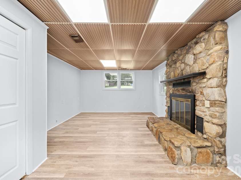 2310 24th Avenue, Hickory, NC 28601.  MLS# CAR4293562, YatesRealty ID 1986. Primary bedroom-lower level