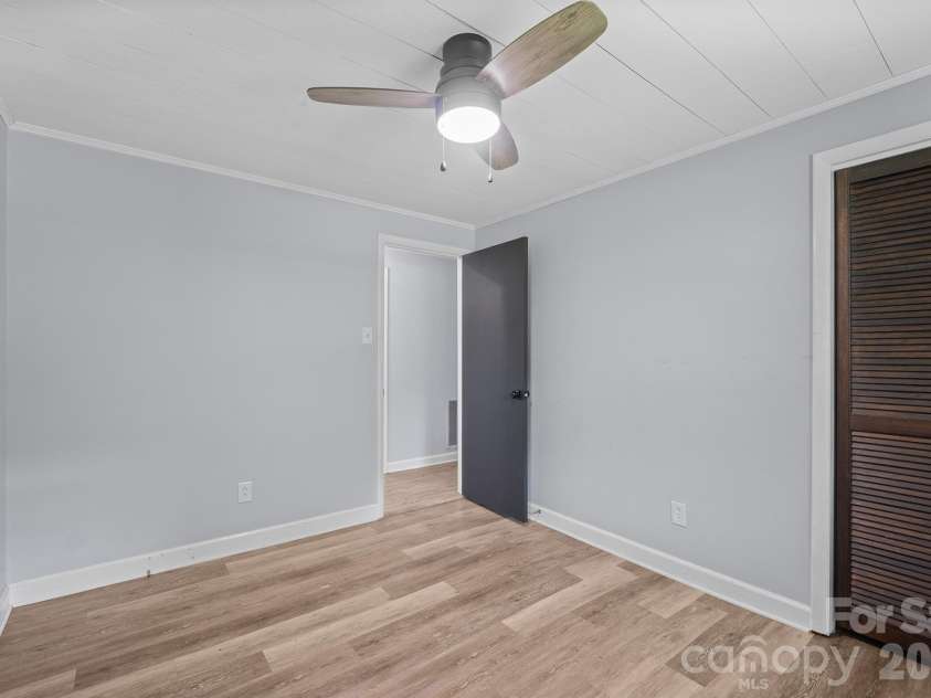 2310 24th Avenue, Hickory, NC 28601.  MLS# CAR4293562, YatesRealty ID 1986. Spare bedroom 1 - upstairs