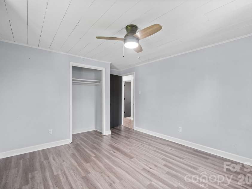 2310 24th Avenue, Hickory, NC 28601.  MLS# CAR4293562, YatesRealty ID 1986. Spare bedroom 2 - upstairs
