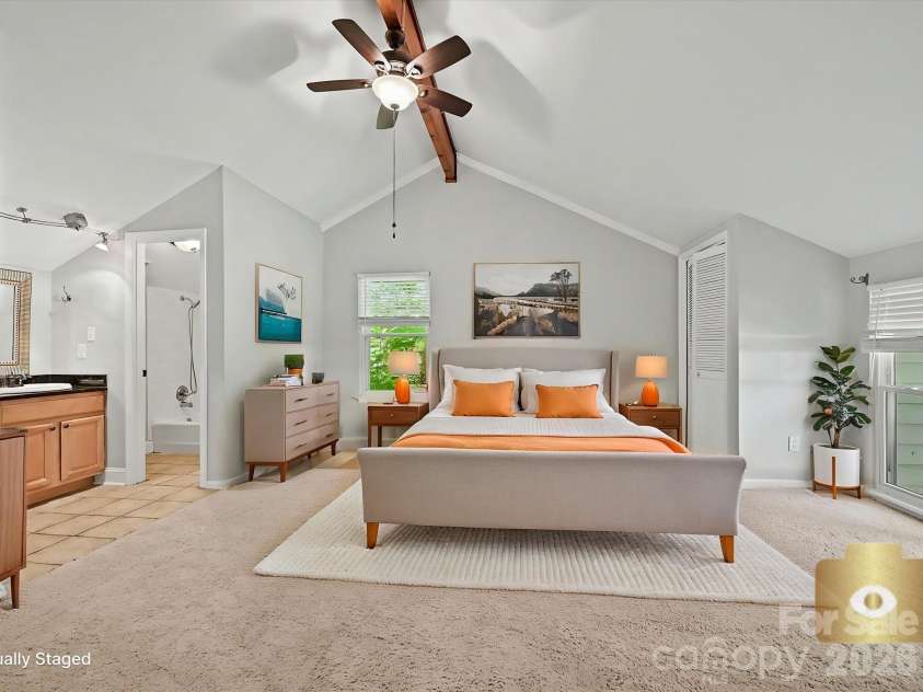 7925 Serendipity Lane, Charlotte, NC 28277.  MLS# CAR4376292, YatesRealty ID 19861. Upstairs Primary Bedroom