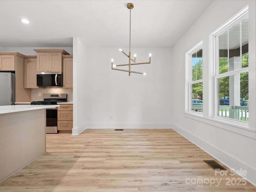 4113 Rutgers Avenue, Charlotte, NC 28206.  MLS# CAR4280205, YatesRealty ID 19863. 