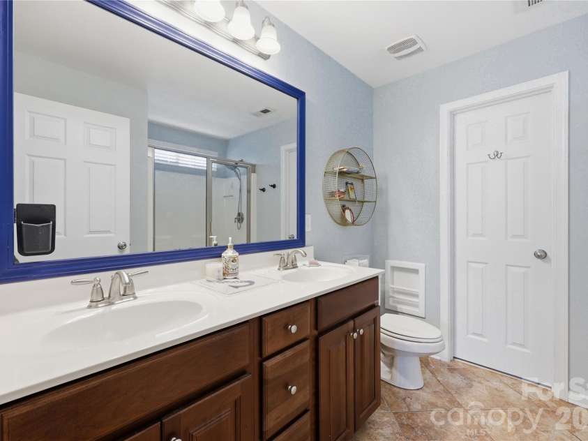 7135 Meyer Road, Fort Mill, SC 29715.  MLS# CAR4377464, YatesRealty ID 19864. Ensuite Bath in primary