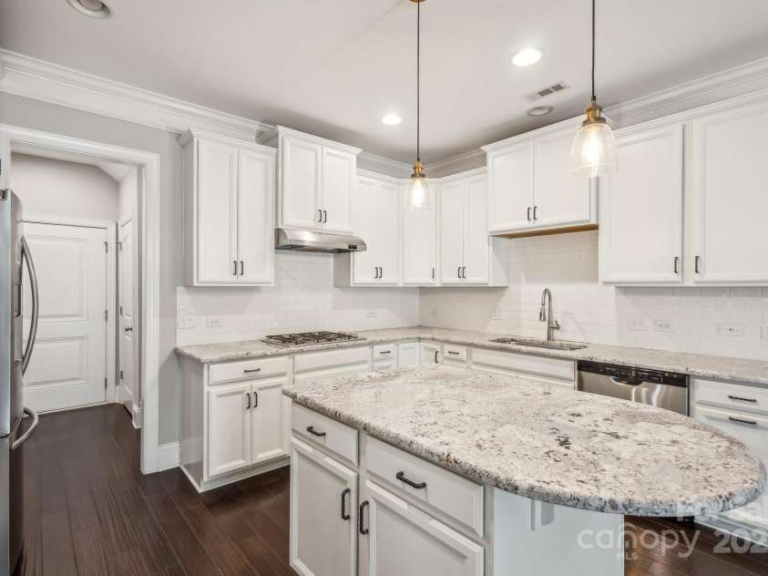 907 Ospre Lane, Fort Mill, SC 29708.  MLS# CAR4254427, YatesRealty ID 19864. 