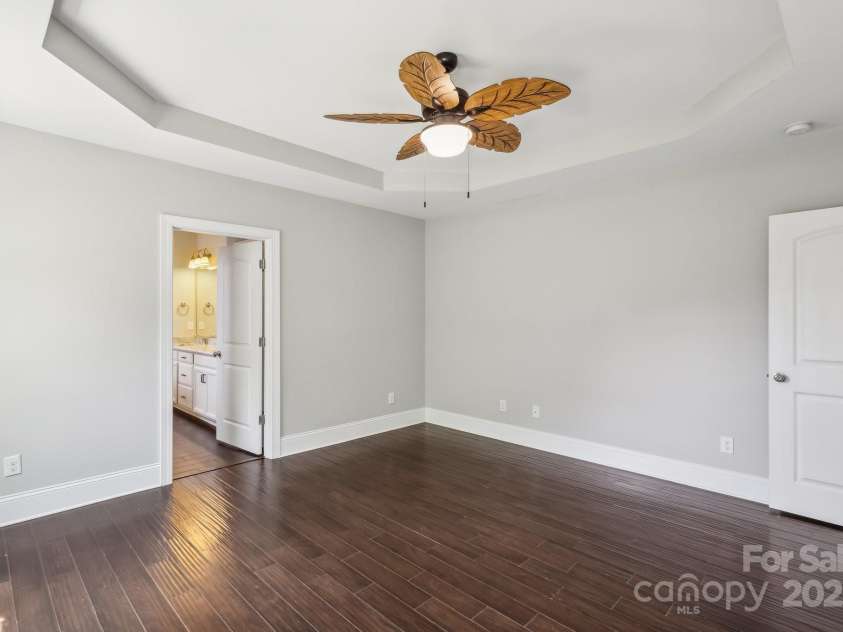 907 Ospre Lane, Fort Mill, SC 29708.  MLS# CAR4254427, YatesRealty ID 19864. 