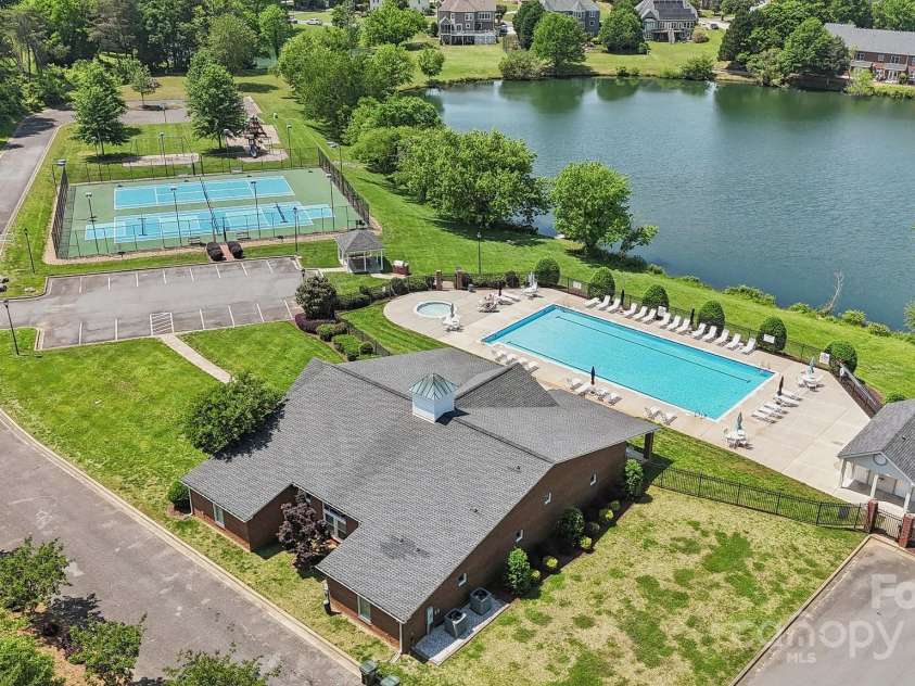907 Ospre Lane, Fort Mill, SC 29708.  MLS# CAR4254427, YatesRealty ID 19864. Community Center