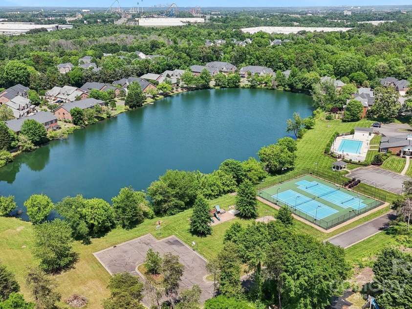 907 Ospre Lane, Fort Mill, SC 29708.  MLS# CAR4254427, YatesRealty ID 19864. Lake