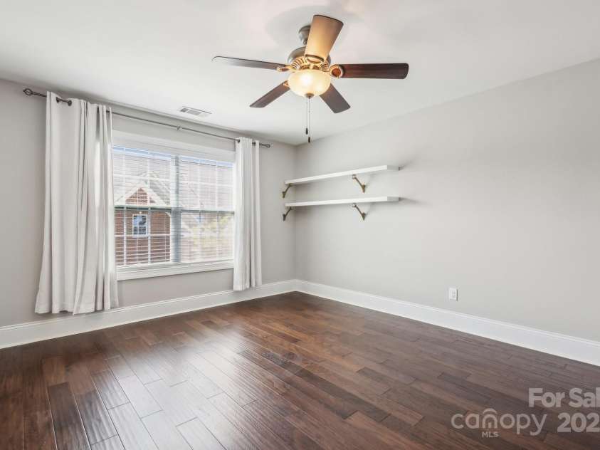 907 Ospre Lane, Fort Mill, SC 29708.  MLS# CAR4254427, YatesRealty ID 19864. Secondary bedroom - upper floor