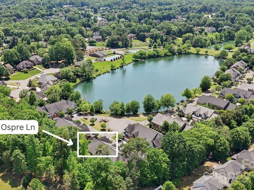 907 Ospre Lane, Fort Mill, SC 29708.  MLS# CAR4254427, YatesRealty ID 19864. View of Lake from Townhome