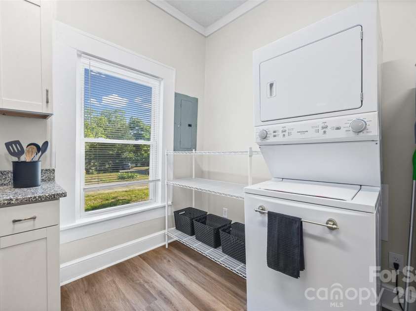323 High Street, Rock Hill, SC 29730.  MLS# CAR4360419, YatesRealty ID 19866. 