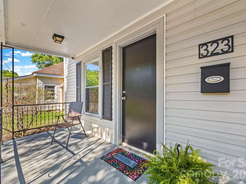 323 High Street, Rock Hill, SC 29730.  MLS# CAR4360419, YatesRealty ID 19866. Front entrance