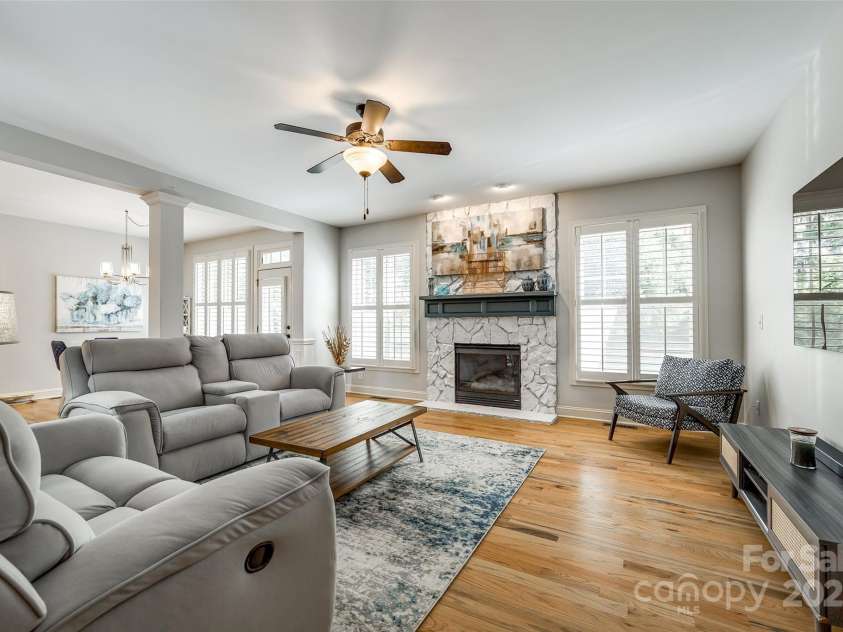 208 Mcduffie Lane, Fort Mill, SC 29715.  MLS# CAR4256789, YatesRealty ID 19867. 