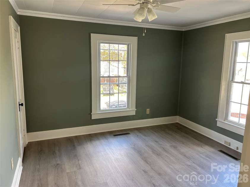 604 Dodge Street, Kannapolis, NC 28083.  MLS# CAR4365867, YatesRealty ID 19869. 