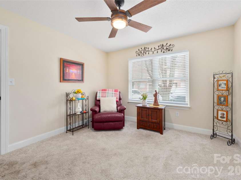 252 Wash Creek Drive, Hendersonville, NC 28739.  MLS# CAR4334994, YatesRealty ID 1987. 