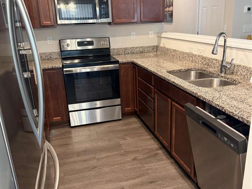 9340 Grand Valley Drive, Charlotte, NC 28213.  MLS# CAR4253390, YatesRealty ID 19871. 