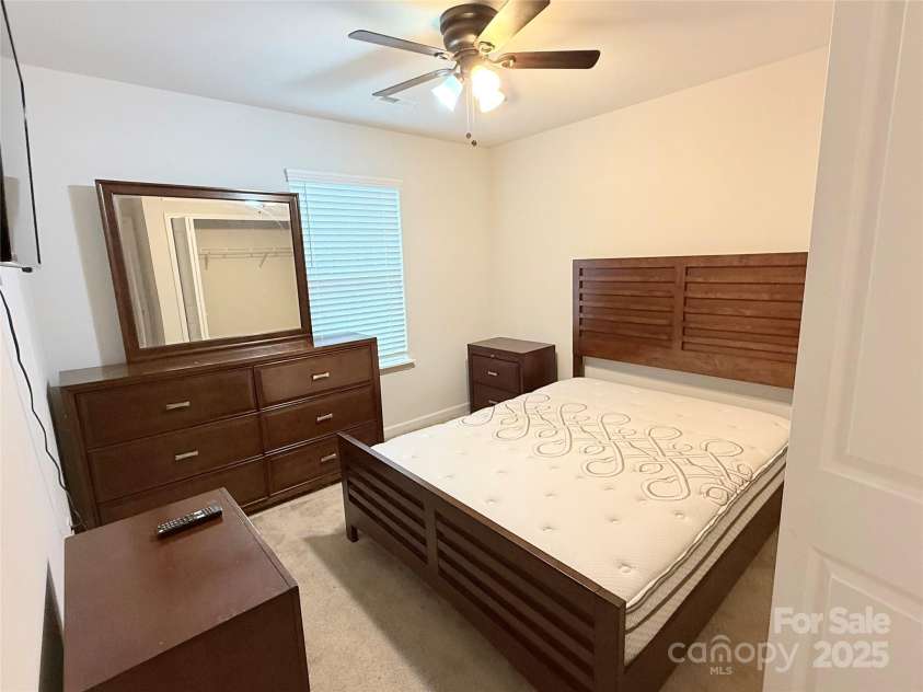 9340 Grand Valley Drive, Charlotte, NC 28213.  MLS# CAR4253390, YatesRealty ID 19871. 