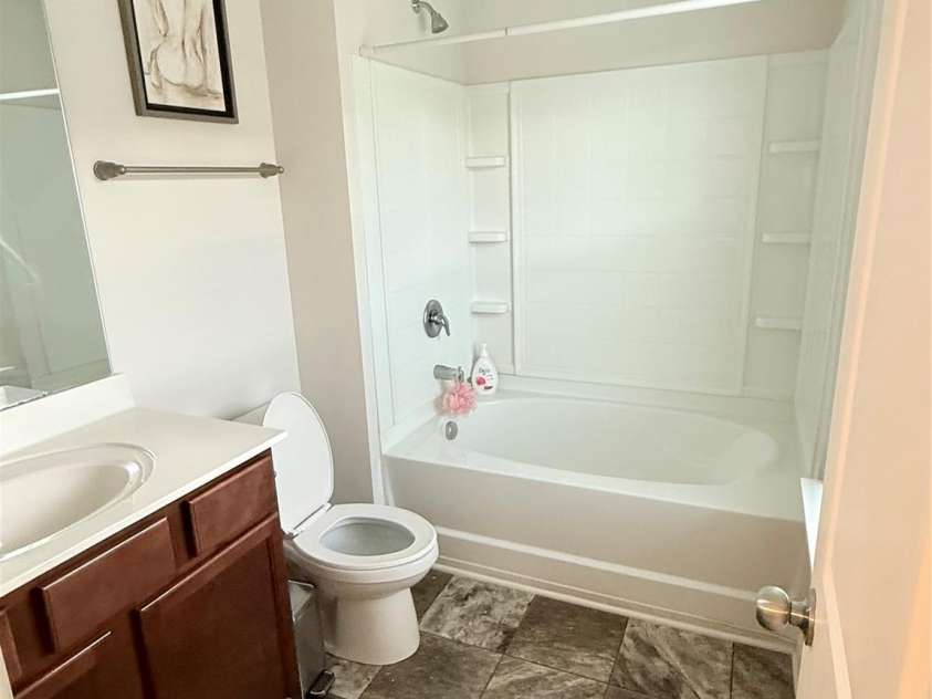 9340 Grand Valley Drive, Charlotte, NC 28213.  MLS# CAR4253390, YatesRealty ID 19871. 