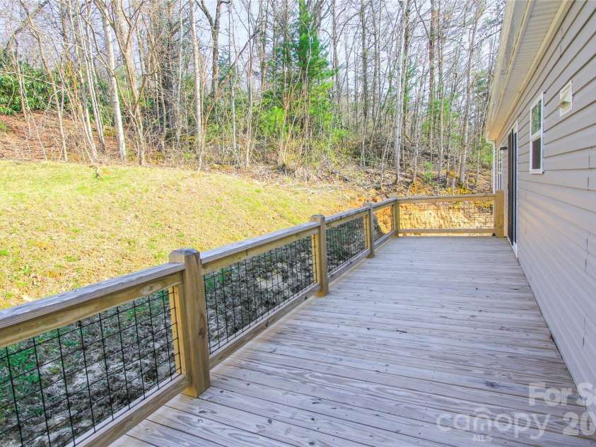 36 Whisper Mountain Road, Hendersonville, NC 28792.  MLS# CAR4373855, YatesRealty ID 19872. 