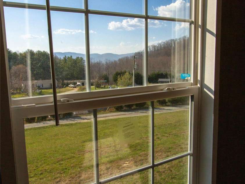 36 Whisper Mountain Road, Hendersonville, NC 28792.  MLS# CAR4373855, YatesRealty ID 19872. Mountain Views