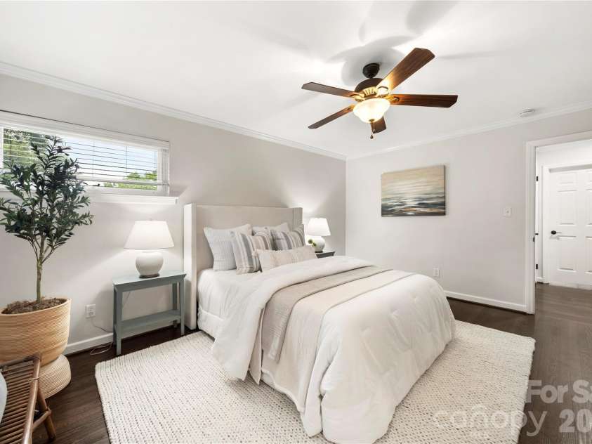 748 Stanfield Drive, Charlotte, NC 28210.  MLS# CAR4378077, YatesRealty ID 19874. 