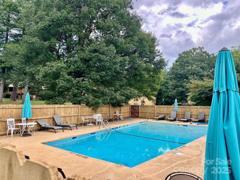 122 Colony Drive, Arden, NC 28704.  MLS# CAR4268368, YatesRealty ID 19876. Community Pool