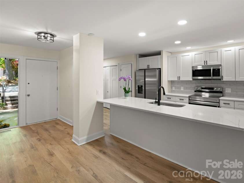 203 Crowfields Drive, Asheville, NC 28803.  MLS# CAR4378938, YatesRealty ID 19877. 