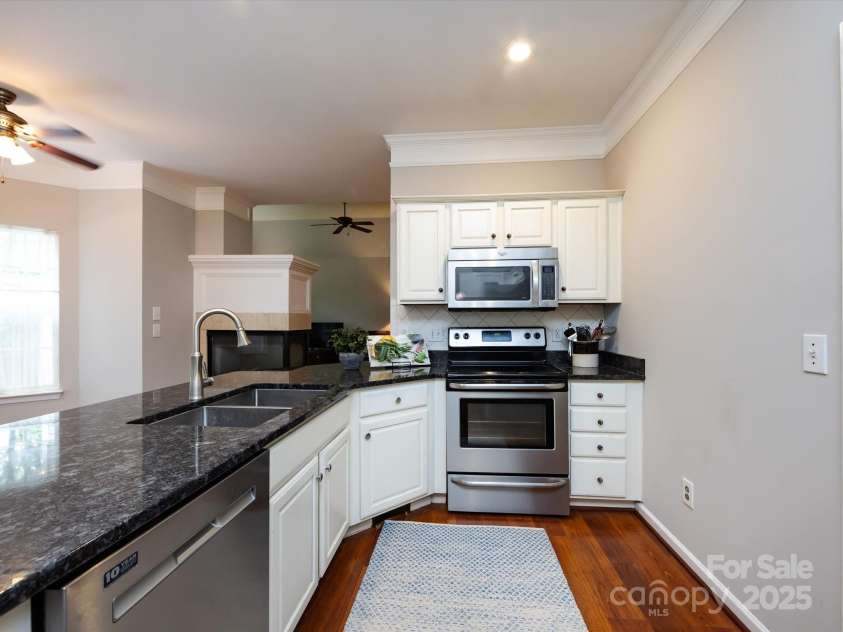 1423 Piper Court, Concord, NC 28025.  MLS# CAR4269356, YatesRealty ID 19879. 