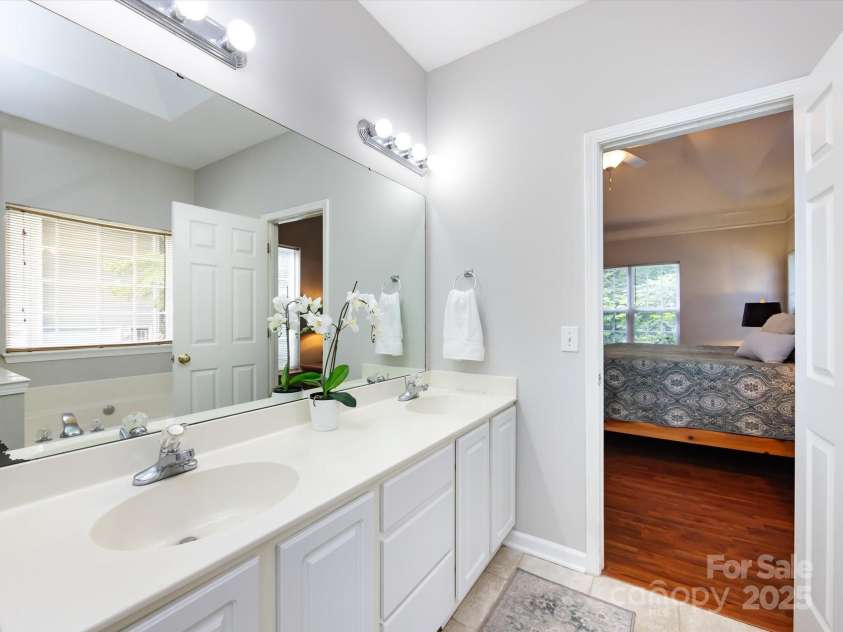 1423 Piper Court, Concord, NC 28025.  MLS# CAR4269356, YatesRealty ID 19879. 