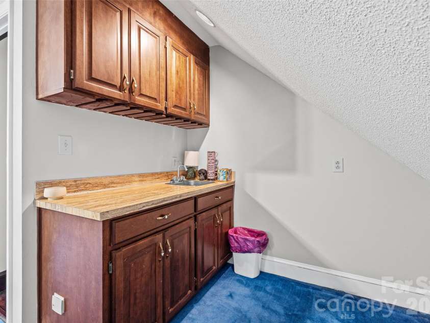 1596 Old Tara Lane, Fort Mill, SC 29708.  MLS# CAR4368167, YatesRealty ID 19879. 