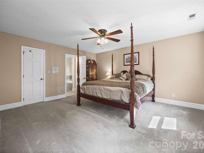 1596 Old Tara Lane, Fort Mill, SC 29708.  MLS# CAR4368167, YatesRealty ID 19879. 