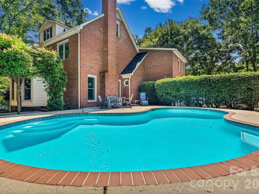 1596 Old Tara Lane, Fort Mill, SC 29708.  MLS# CAR4368167, YatesRealty ID 19879. 