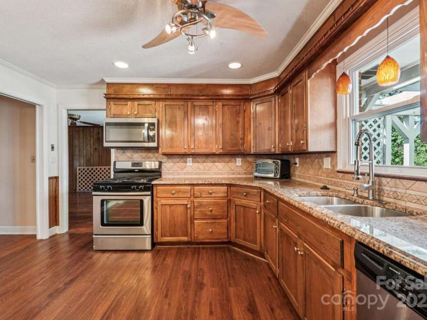 3333 Tanglewood Drive, Rock Hill, SC 29732.  MLS# CAR4276596, YatesRealty ID 1988. 